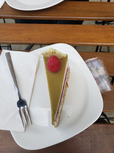 Habcsók cukrászda - Vendéglátás