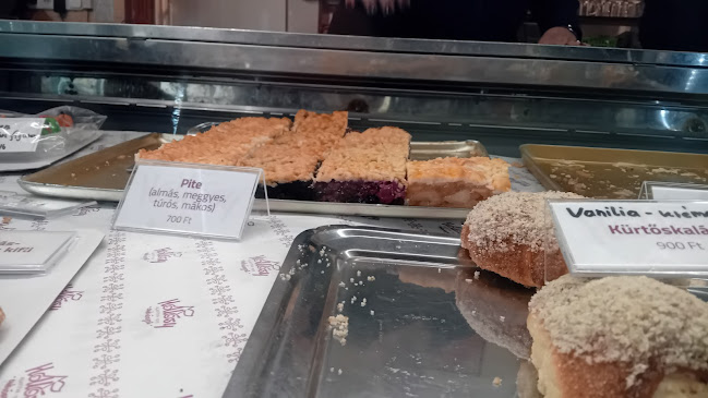 Opinii despre Hollósy Cukrászat Pasarét în Budapest - Vendéglátás