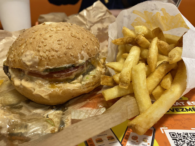 Opinii despre Szmöre Burger în Debrecen - Vendéglátás