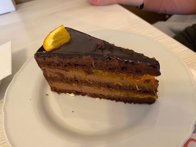 Comentarii opinii despre Gála Korzó