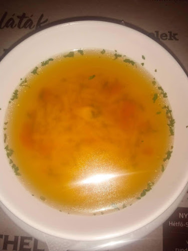 Comentarii opinii despre Rundó Söröző és Étterem