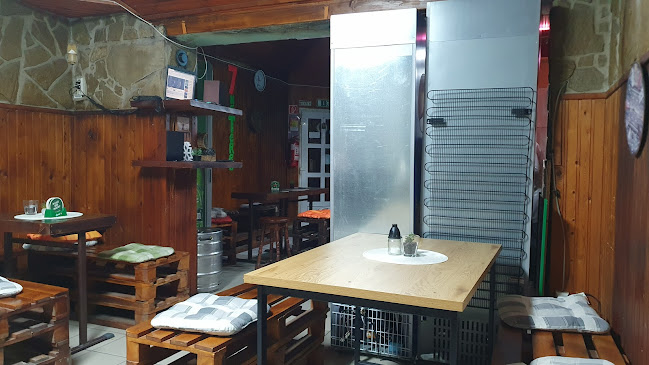 Hétméteres Söröző - Vendéglátás