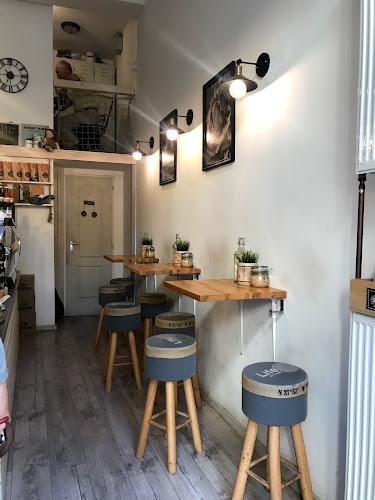 Opinii despre Early Bird Coffee - Speciality coffee în Budapest - Vendéglátás