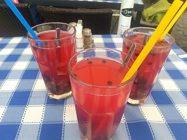 Corner Szerb Étterem