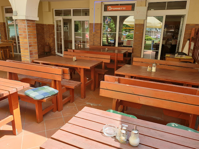 Opinii despre Virág büfé (Sá-Ra termálfürdő, Hegykő) în Hegykő - Vendéglátás