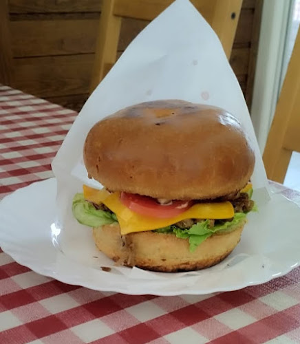 Comentarii opinii despre Beni Büfé