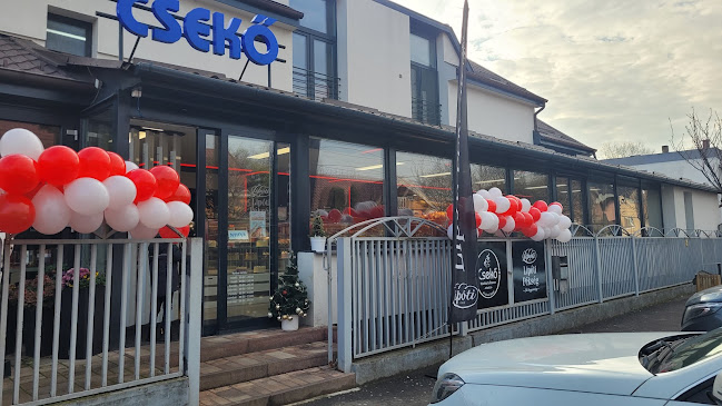 Csekő Kávéház és Étterem