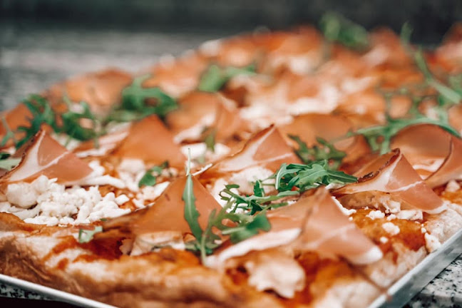 Comentarii opinii despre Pizza, Kávé, Világbéke - Debrecen