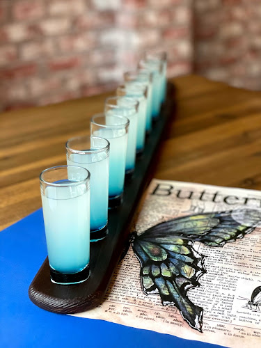 Comentarii opinii despre Alibi Gin Bár és Kávézó