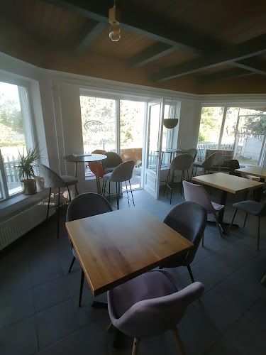 Szia Miksa! - Vendéglátás