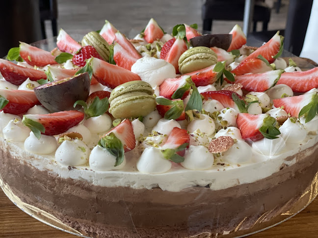 Comentarii opinii despre SzilVanilla Sütibár - Cukrászda és Kávézó, Tortarendelés