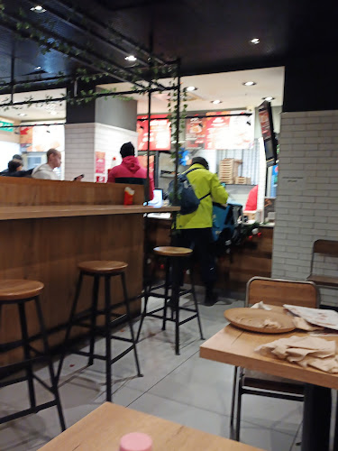 Comentarii opinii despre Pizza Hut Budapest Király