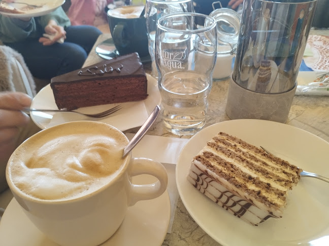 Opinii despre Keserű Cukrászda în Hévíz - Vendéglátás