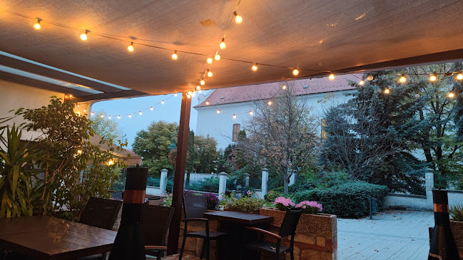 Szertár Kávézó - Vendéglátás