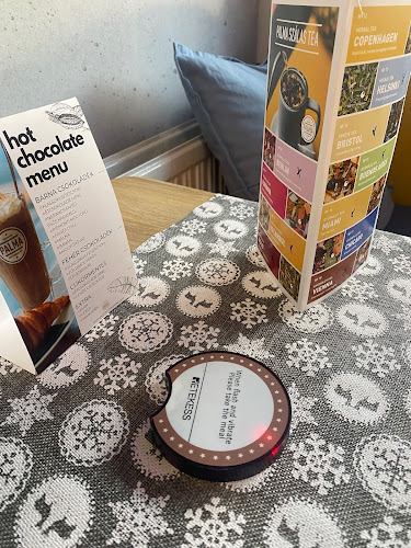 Comentarii opinii despre Trécselő Kávézó és Szendvicsbár