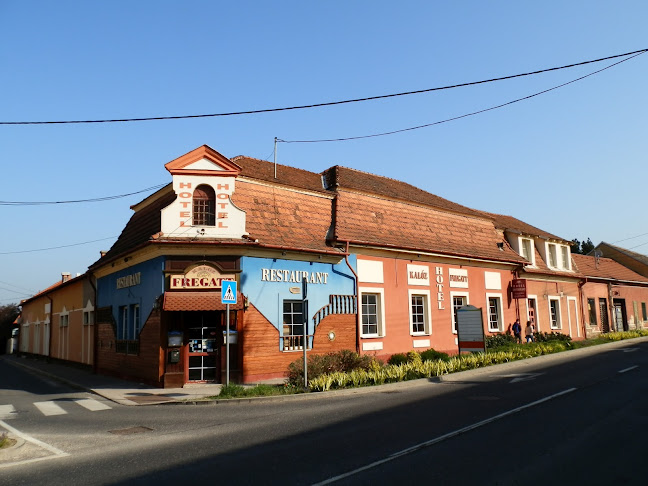 Kalóz Fregatt - Vendéglátás