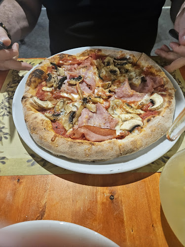 Budapest, Bécsi u. 4-6, 1052