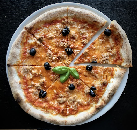 Comentarii opinii despre Bistro Garden and Pizzeria