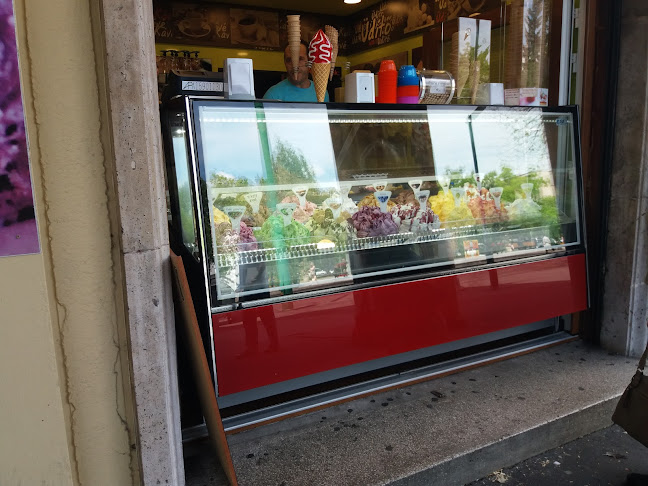 Opinii despre Boro fagyizó în Dunaújváros - Vendéglátás