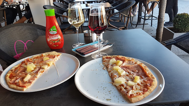 Comentarii opinii despre Viktória Fagyizó És Kávézó