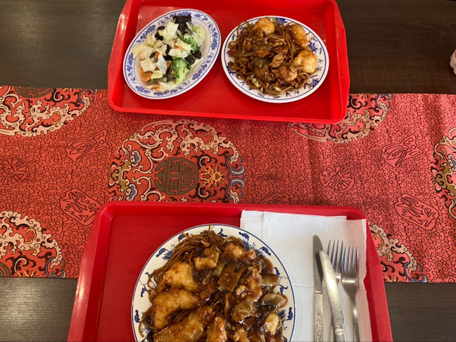 Comentarii opinii despre Himalája Étterem és Kávézó