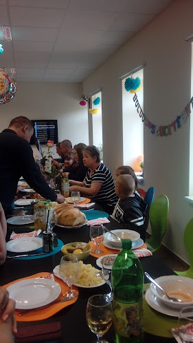 Opinii despre Viza Bisztró és Vendégház în Madocsa - Vendéglátás