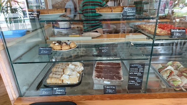 Német - Olasz Pékség - Siófok