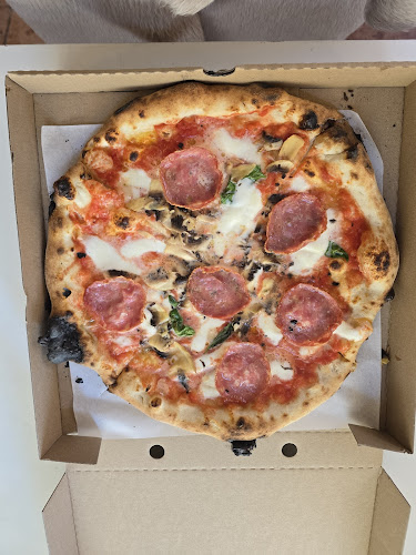 Opinii despre MANU+ în Budapest - Vendéglátás