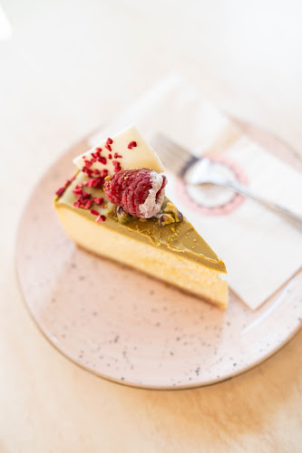 Opinii despre Hermina cukrászda és fagylaltozó în Halásztelek - Vendéglátás