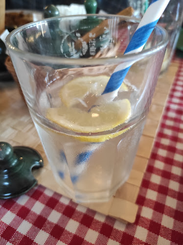 Opinii despre Szentendrei Határcsárda - étterem în Szentendre - Vendéglátás