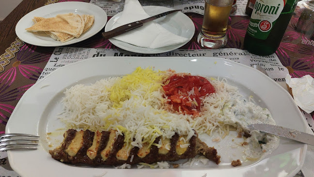 Noon Baghi Cafe & Restaurant - Vendéglátás