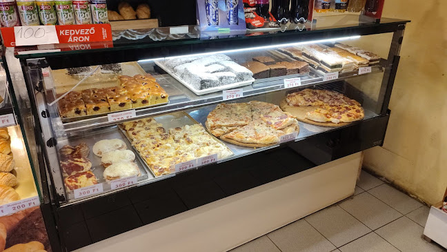 Opinii despre Loriki pékség în Budapest - Vendéglátás