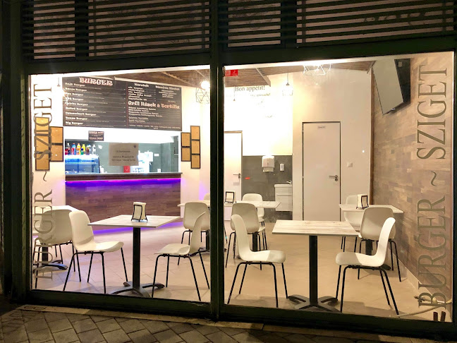 Budapest, Kossuth Lajos u. 70, 1211