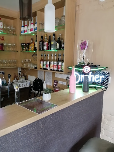 Bomber Pub Kecskemét - Vendéglátás