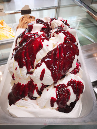 Dolomiti Fagylaltozó - Eger