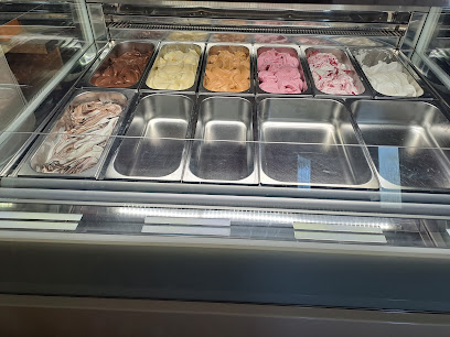 Sarokház Fagylaltozó és Cukrászda