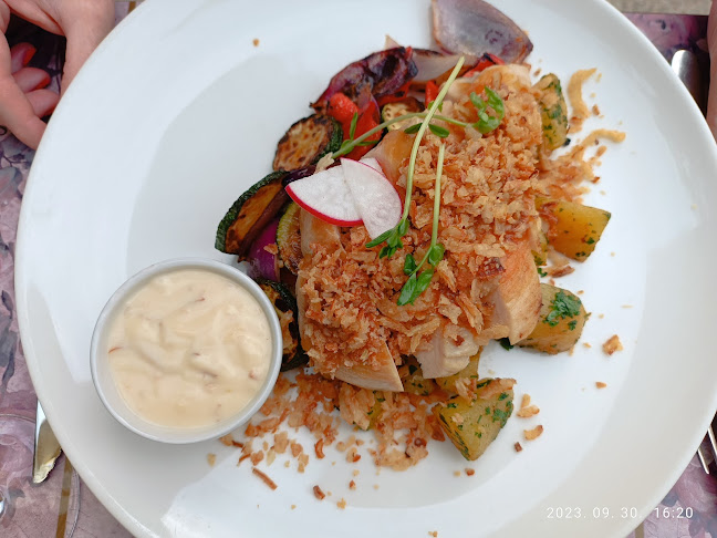 Koronakert Étterem - Vendéglátás