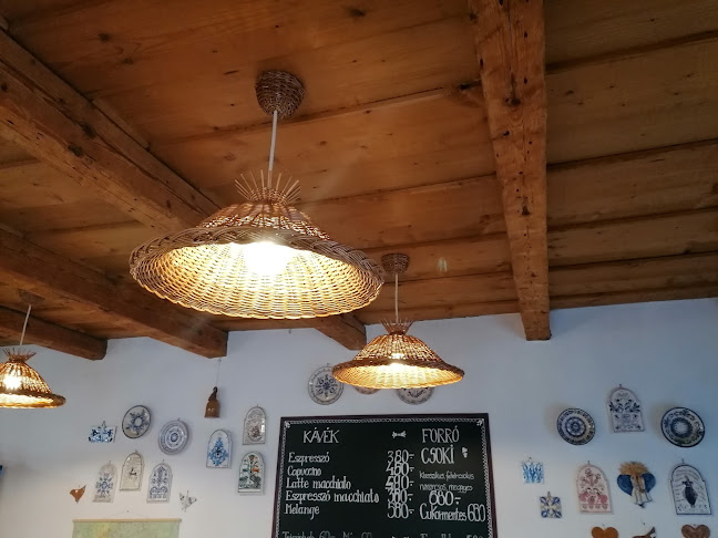 Opinii despre Rozika Kávézó, Sütiző în Noszvaj - Vendéglátás