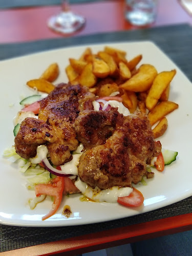 Opinii despre Bacsaszelet Ételbár és Étterem în Salgótarján - Vendéglátás