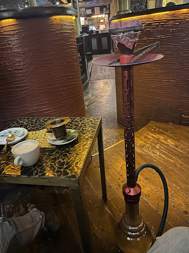 Comentarii opinii despre Habibi Shisha Bár | Hastánc