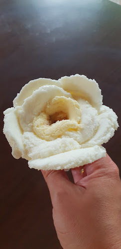 La Rosa Fagylaltozó - Vendéglátás