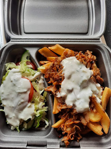 Comentarii opinii despre Oázis büfé