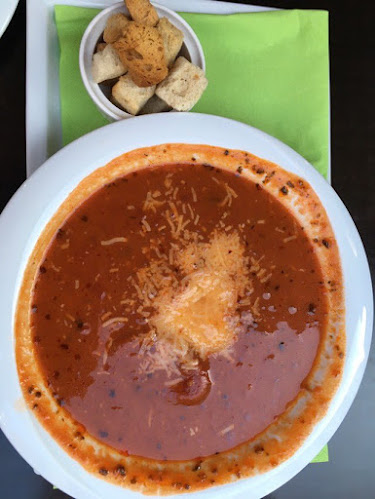 Opinii despre Replay Cafe & Restaurant în Pécs - Vendéglátás