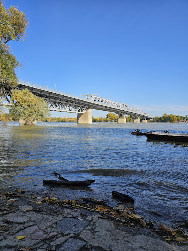 Opinii despre Potykacsárda în Baja - Vendéglátás