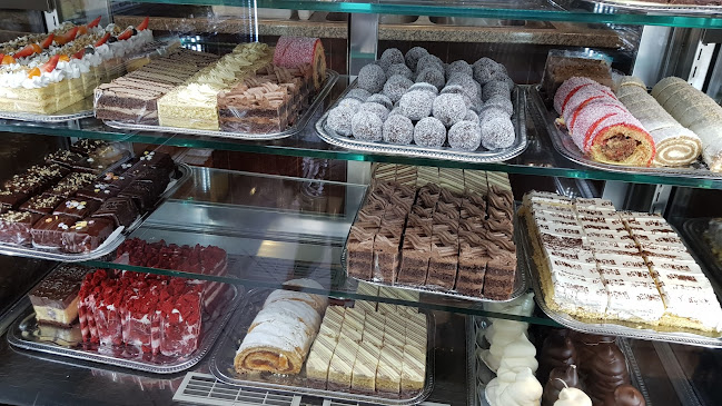 Marcipán Cukrászda - Vendéglátás