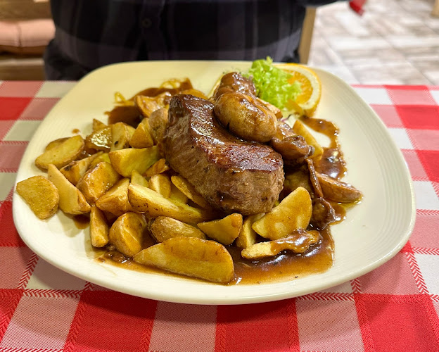 Opinii despre Lugas Vendéglő în Szolnok - Vendéglátás