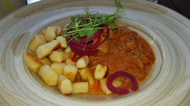 Vitorlás Étterem - Vendéglátás