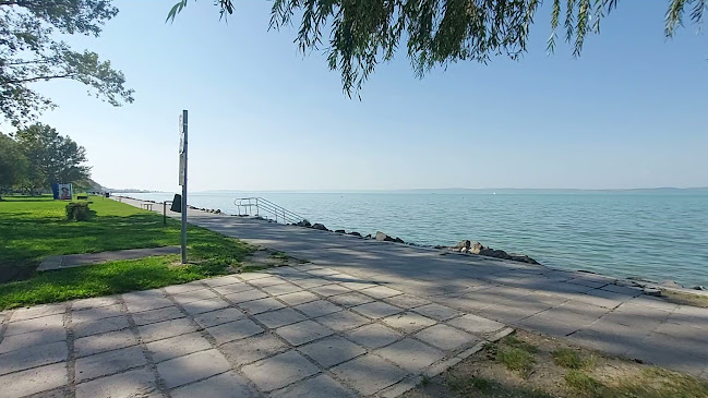 Szabadstrand - Vendéglátás