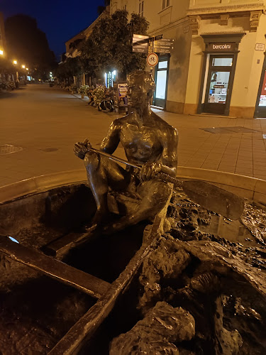 Baross 21. Fagylaltozó - Győr