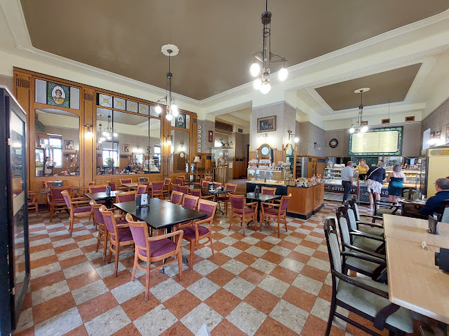 Központi Kávéház Szamos Cukrászda